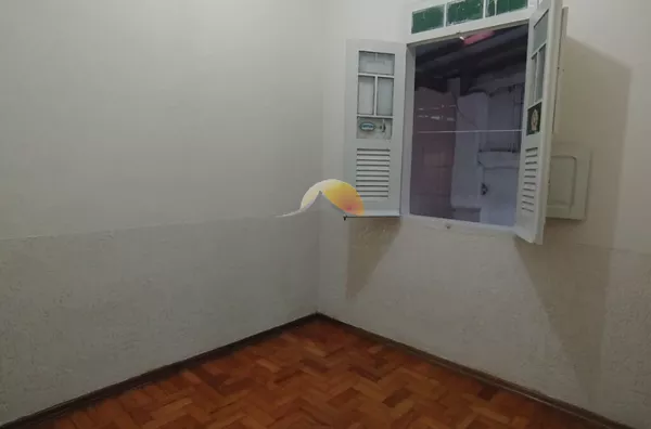 ALUGO, VENDO OU TROCO ÓTIMA CASA NO BAIRRO VARGINHA! - Foto 7