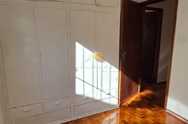 ALUGA-SE EXCELENTE CASA NO BAIRRO VARGINHA