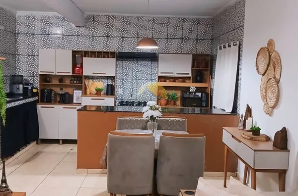 VENDE-SE ÓTIMA CASA EM MARIA DA FÉ 