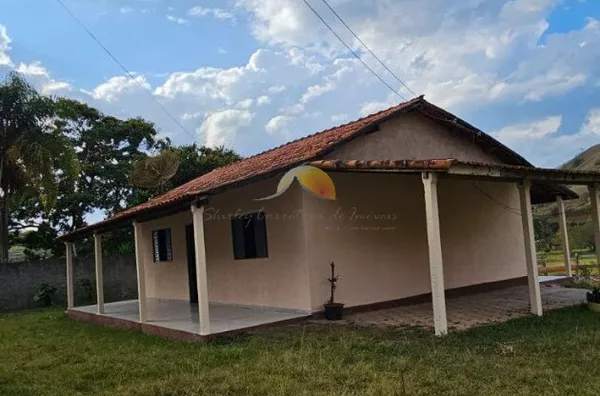 ALUGA-SE CASA NO BAIRRO RETIRO