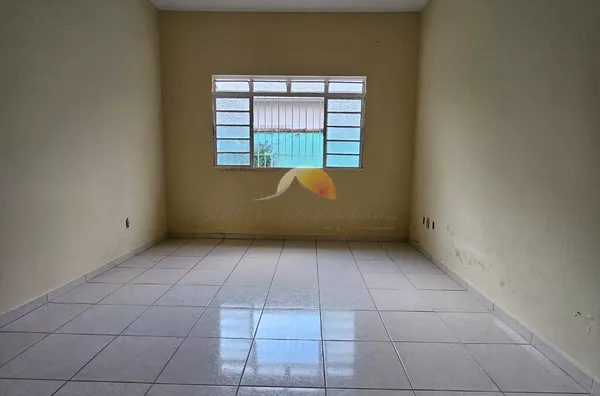 VENDO OU ALUGO EXCELENTE CASA NO BAIRRO SÃO VICENTE!