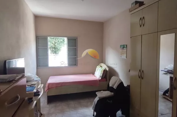 ALUGO ÓTIMA CASA NO BAIRRO VARGINHA