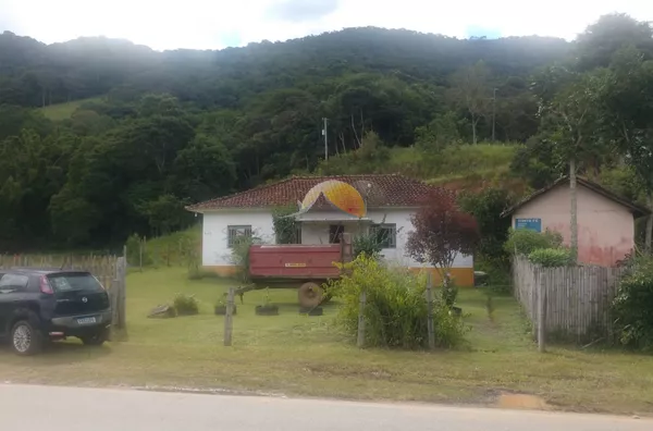 VENDO SÍTIO NO BAIRRO SÃO PEDRO