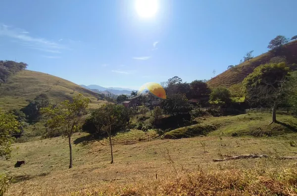 VENDO ÓTIMO TERRENO EM DELFIM MOREIRA!