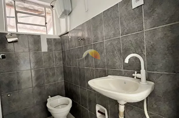 ALUGA-SE KITNET NO BAIRRO CRUZEIRO