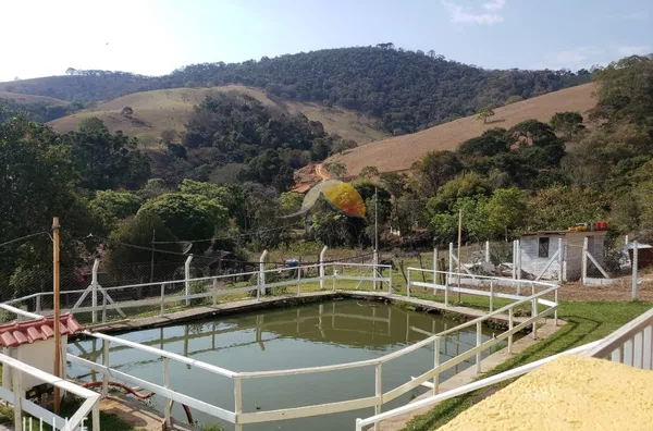 VENDO ÓTIMA CHÁCARA EM SÃO JOSÉ DO ALEGRE