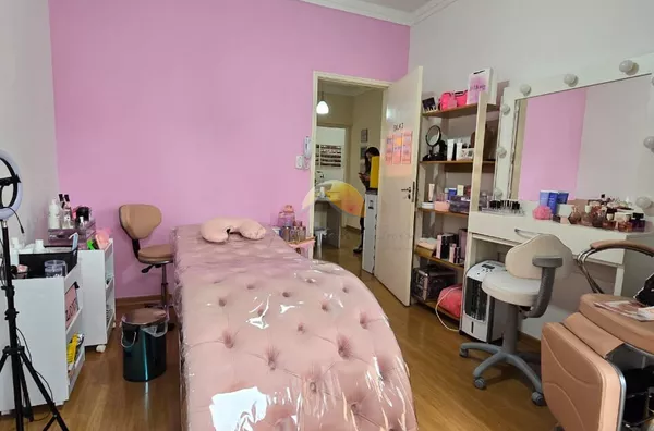 VENDO EXCELENTE CASA NO CENTRO DE ITAJUBÁ!