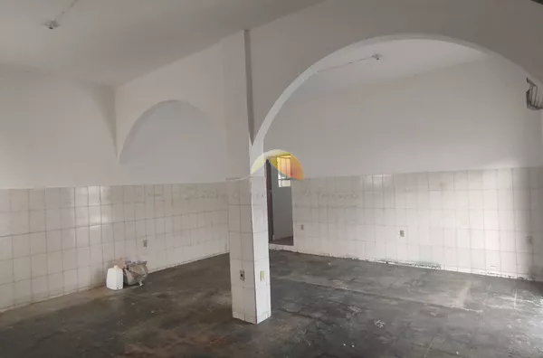 ALUGO PONTO COMERCIAL NO BAIRRO BOA VISTA
