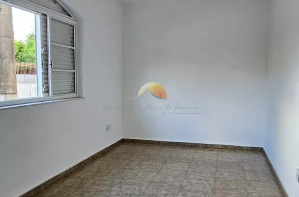 VENDO OU ALUGO ÓTIMA CASA NO BAIRRO VARGINHA
