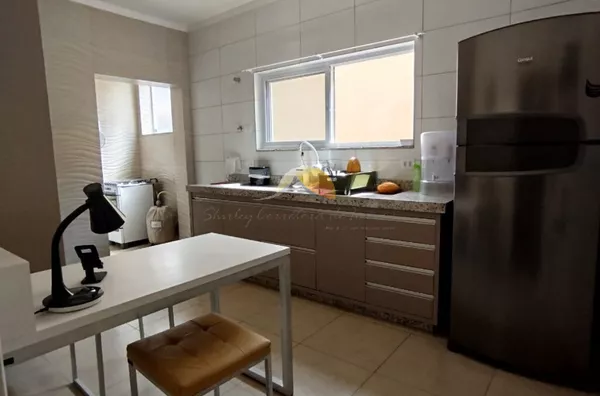 VENDO EXCELENTE APARTAMENTO NO CENTRO DE ITAJUBÁ!