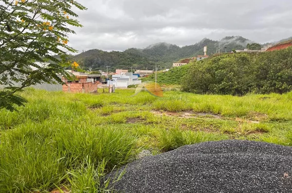 VENDO ÓTIMO TERRENO NO LOTEAMENTO VALE DAS HORTÊNSIAS 