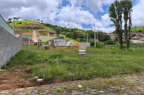 VENDO ÓTIMO TERRENO NO BAIRRO VILA RUBENS 