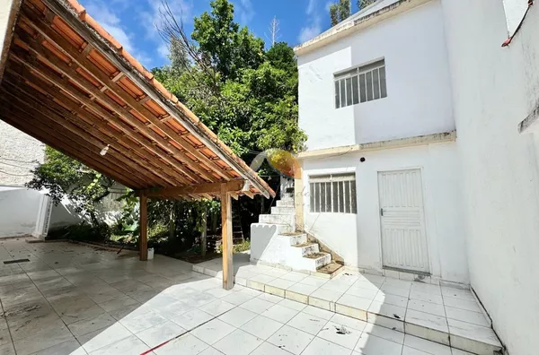 VENDO ÓTIMA CASA NO BAIRRO BOA VISTA