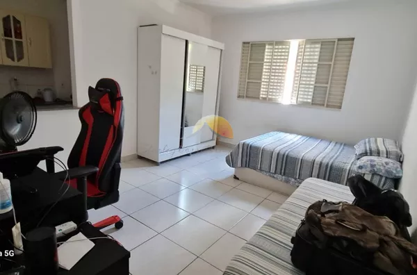 VENDO EXCELENTE PRÉDIO PRÓXIMO A UNIFEI!