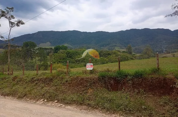 VENDO EXCELENTE TERRENO NO BAIRRO BIGUÁ 