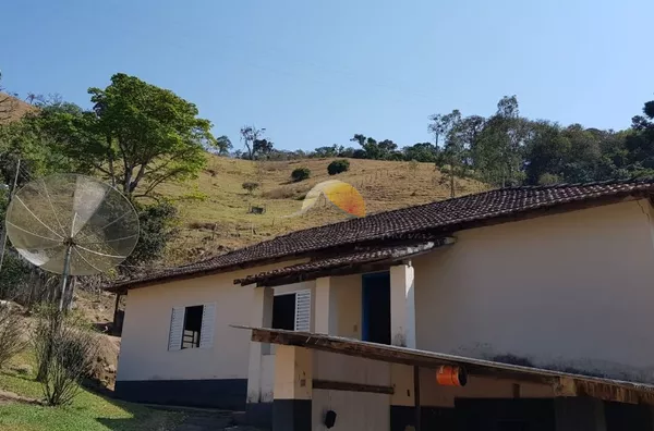 EXCELENTE SÍTIO PRÓXIMO A ITAJUBÁ!