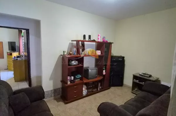 VENDO ÓTIMA CASA NO BAIRRO VILA ISABEL!