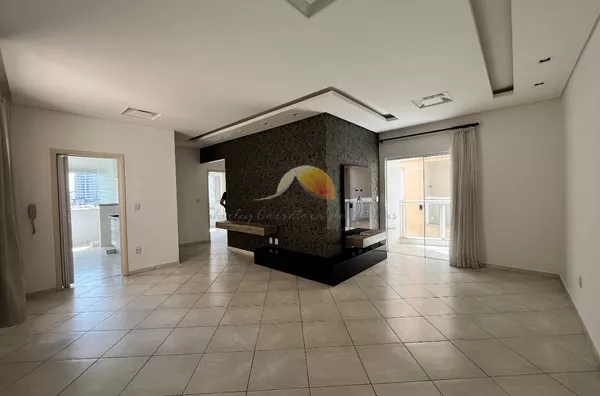 ALUGO EXCELENTE APARTAMENTO NO EDIFÍCIO SÃO BENEDITO! - Foto 1
