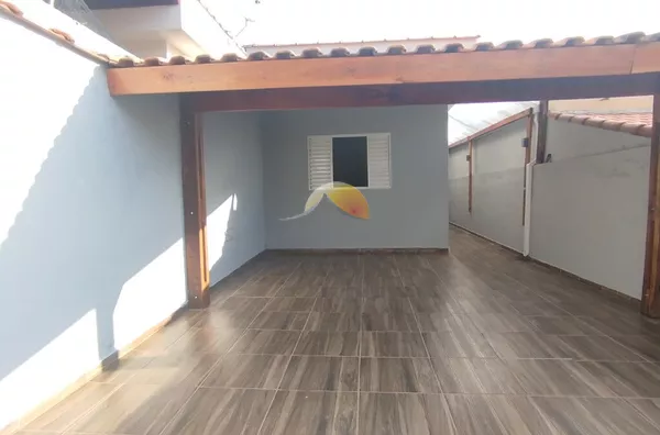 ALUGO ÓTIMA CASA NO BAIRRO PORTO SEGURO