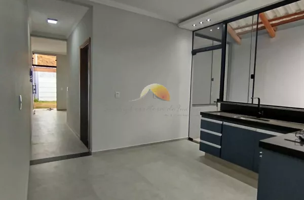 VENDO ÓTIMA CASA NO VALE DAS HORTÊNSIAS!