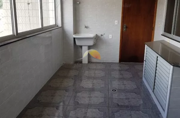 VENDE-SE APARTAMENTO NO BAIRRO VARGINHA