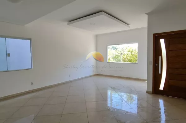 VENDO CASA NO PINHEIRINHO EM ITAJUBÁ-MG