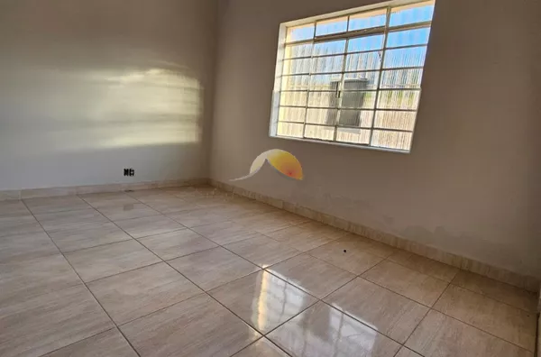 VENDO EXCELENTE CASA NO BAIRRO PORTO VELHO