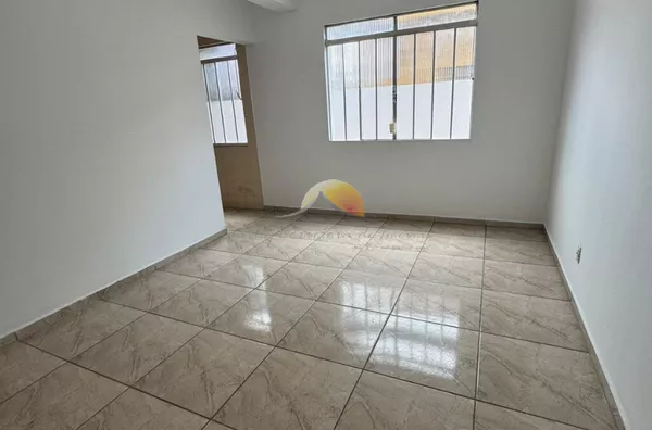 ALUGO EXCELENTE APARTAMENTO NO BAIRRO SÃO VICENTE!