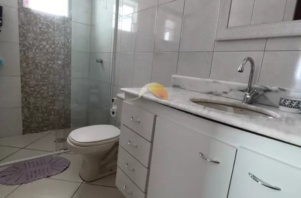 VENDO OU ALUGO EXCELENTE APARTAMENTO NO BAIRRO VARGINHA!
