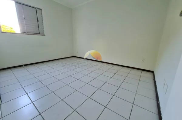 ALUGA-SE ÓTIMO APARTAMENTO NO BAIRRO VARGINHA