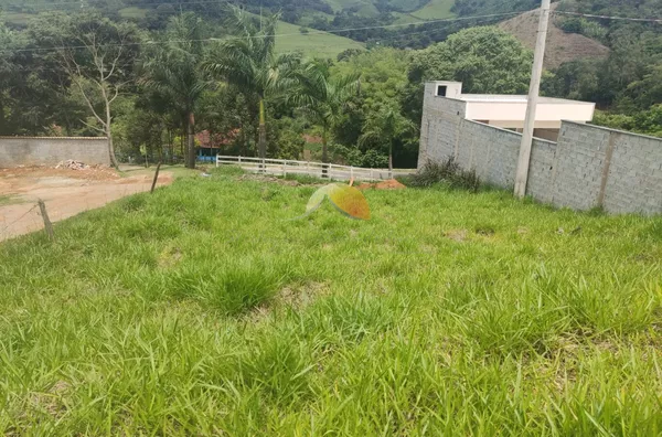VENDO EXCELENTE LOTE NO BAIRRO JURU!