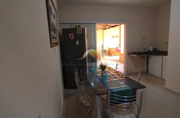 VENDO EXCELENTE CASA NO BAIRRO MEDICINA