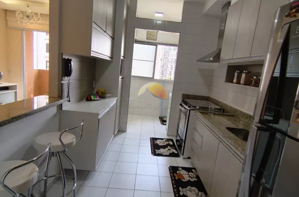 VENDO ÓTIMO APARTAMENTO NO CONDOMINO DONA JULIA 