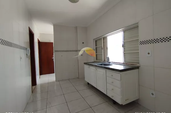 VENDO OU ALUGO ÓTIMO APARTAMENTO NA VARGINHA!
