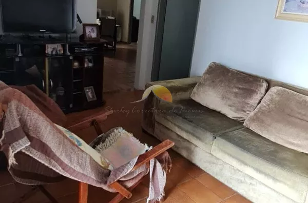 VENDE-SE CASA NO BAIRRO ESTIVA