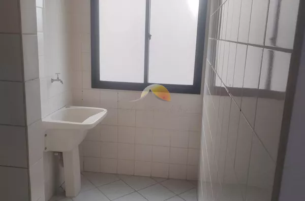 VENDO ÓTIMO APARTAMENTO NO BAIRRO VARGINHA! - Foto 10