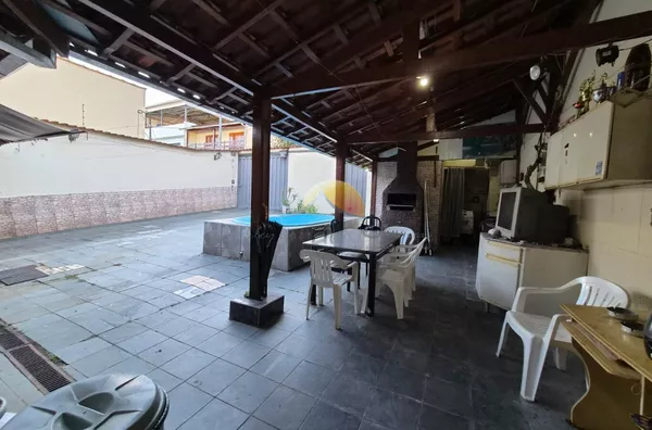 VENDO ÓTIMA CASA NO BAIRRO VILA ISABEL!