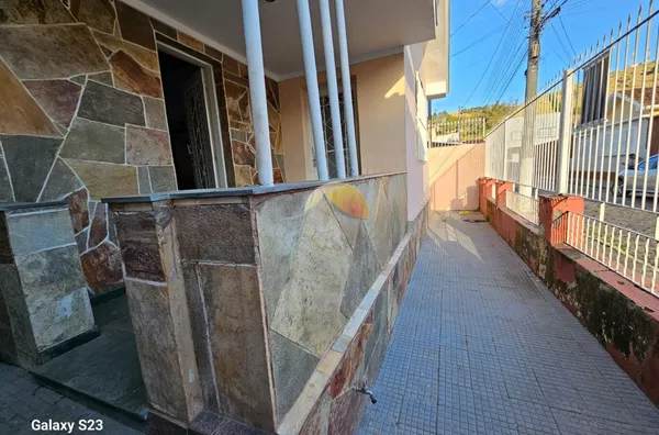VENDO EXCELENTE CASA NO BAIRRO PORTO VELHO