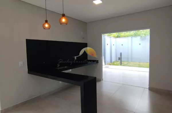 VENDE-SE EXCELENTE CASA NO VALE DAS HORTÊNSIAS