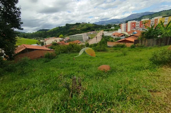 VENDO TERRENO NO BAIRRO AÇUDE