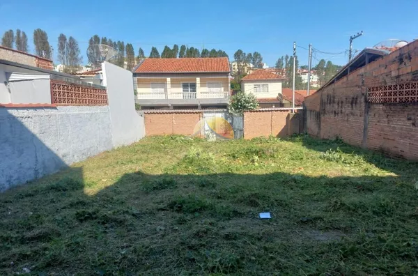 VENDO EXCELENTE TERRENO BAIRRO MEDICINA 