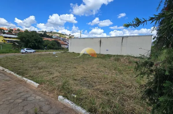 VENDO ÓTIMO TERRENO NO CONDOMÍNIO ARCO ÍRIS EM PIRANGUINHO!