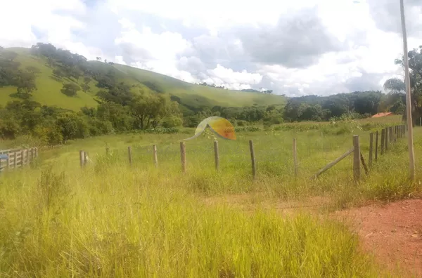 VENDO TERRENO NO BAIRRO SÃO PEDRO