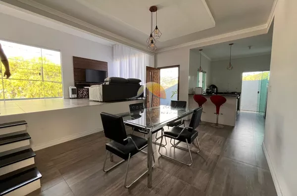 VENDO EXCELENTE CASA NO JARDIM ELDORADO!