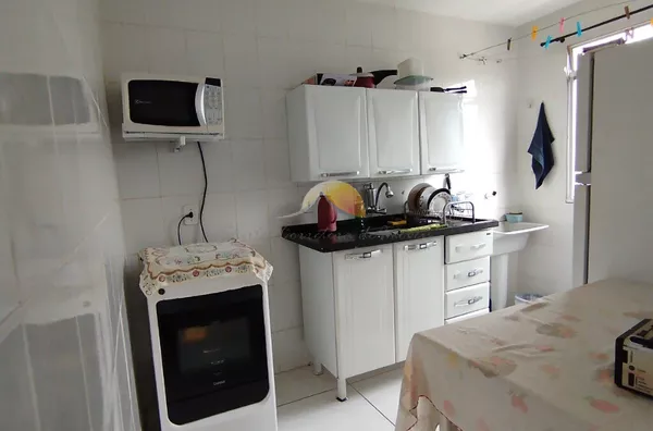 VENDO ÓTIMO APARTAMENTO NO BAIRRO BOA VISTA