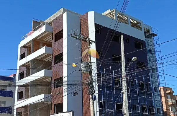 VENDO EXCELENTE APARTAMENTO NO BAIRRO MEDICINA