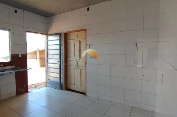 ALUGA-SE CASA NO BAIRRO NAÇÕES