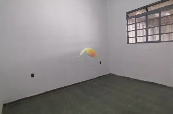 VENDO ÓTIMA CASA EM PROCESSO DE REFORMA NO LOTEAMENTO BAHAMAS