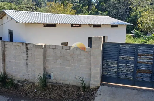 ALUGO ÓTIMO GALPÃO NO BAIRRO JURU!