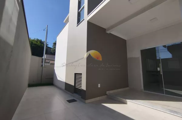 VENDO ÓTIMA CASA NO BAIRRO AÇUDE, ITAJUBÁ-MG